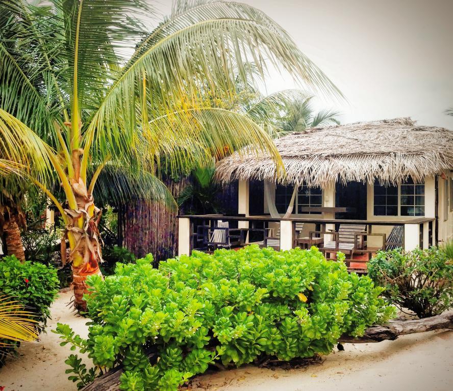 Caribbean Beach Cabanas Placencia Extérieur photo